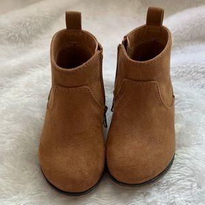 Cat & Jack Baby Girls Brown Suede Booties